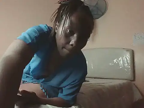 pinky-lips online show from 19, 5, 2026