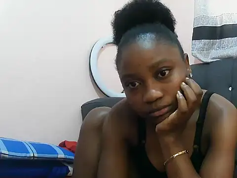 Snapshot of Sweet_Rosy chatting on 5, 6, 2026 Sweet Rosy online show from 5, 6, 2026