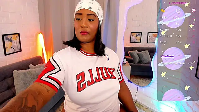 Snapshot of alison_daniels_ chatting on 23, 9, 2025 alison daniels online show from 23, 9, 2025