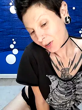 Snapshot of LaFemmeCyberObscura chatting on 8, 8, 2026 LaFemmeCyberObscura online show from 8, 8, 2026