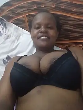 Lynnnasty online show from 23, 5, 2026