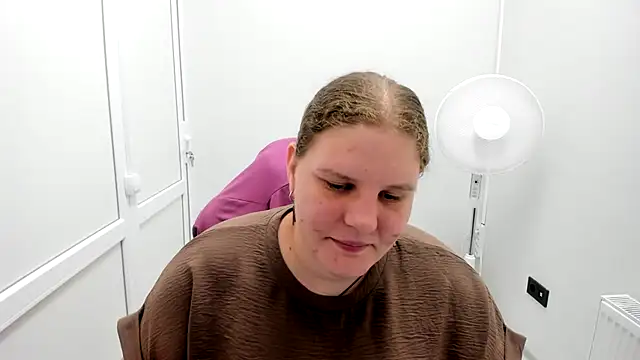 Snapshot of Bella_shyy_ chatting on 11, 7, 2026 Bella shyy online show from 11, 7, 2026