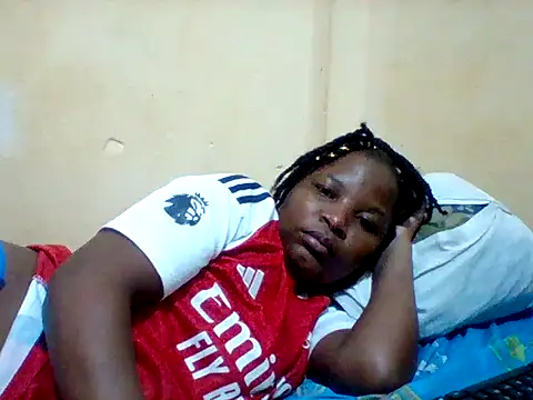 Snapshot of Camilla-Sweets chatting on 17, 5, 2026 Camilla-Sweets online show from 17, 5, 2026