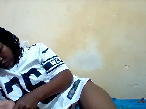 Snapshot of Camilla-Sweets chatting on 23, 5, 2026 Camilla-Sweets online show from 23, 5, 2026