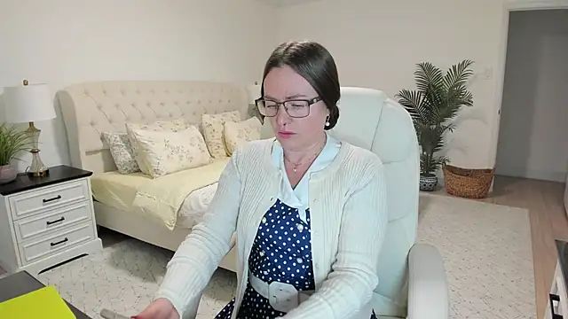 Vika73 online show from 3, 4, 2026