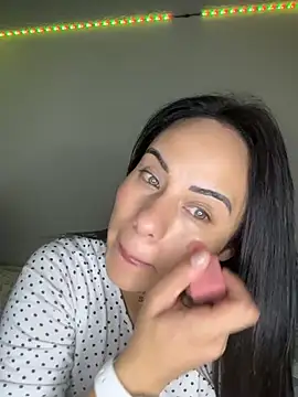 MadisonYoung000 online show from 29, 5, 2026