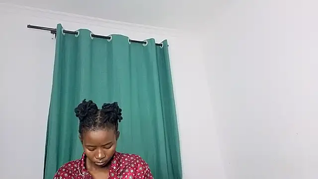 Snapshot of Dream_Girlz chatting on 17, 6, 2026 Dream Girlz online show from 17, 6, 2026
