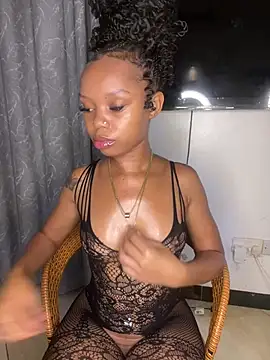 sexyie caramel online show from 27, 6, 2026