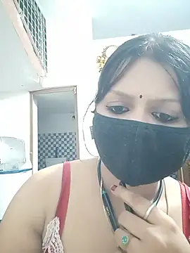 ZOYA-STRIP online show from 21, 6, 2026