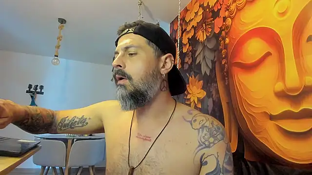 Snapshot of Miguel_angeel_ chatting on 3, 6, 2026 Miguel angeel online show from 3, 6, 2026