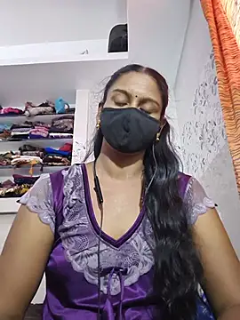 Snapshot of madhushree143 chatting on 18, 7, 2026 madhushree143 online show from 18, 7, 2026