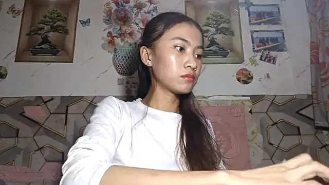 Snapshot of DeeannGunby chatting on 31, 5, 2026 DeeannGunby online show from 31, 5, 2026