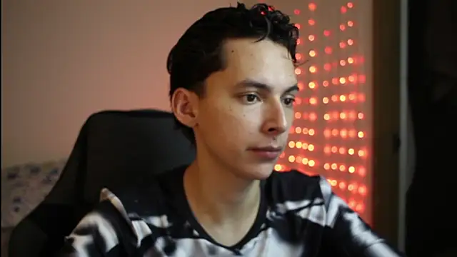 Snapshot of archi_love chatting on 12, 4, 2026 archi love online show from 12, 4, 2026