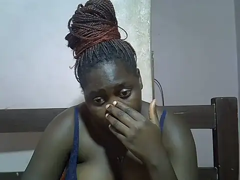 Snapshot of Horny-quen chatting on 5, 6, 2026 Horny-quen online show from 5, 6, 2026