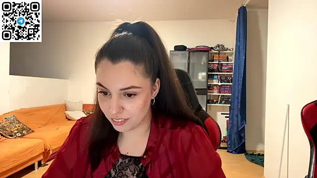 Snapshot of SweetFenomen67 chatting on 18, 5, 2026 SweetFenomen67 online show from 18, 5, 2026