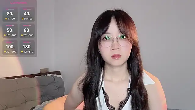 Snapshot of 77-Vicky chatting on 14, 6, 2026 77-Vicky online show from 14, 6, 2026