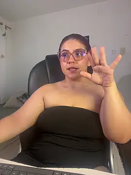 Snapshot of lanny_wilson chatting on 14, 7, 2026 lanny wilson online show from 14, 7, 2026