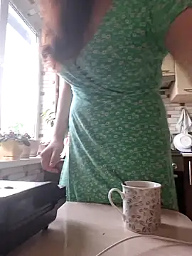 Snapshot of Meri_a chatting on 7, 6, 2026 Meri a online show from 7, 6, 2026