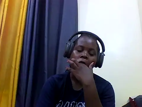 Snapshot of ladar chatting on 15, 6, 2026 ladar online show from 15, 6, 2026