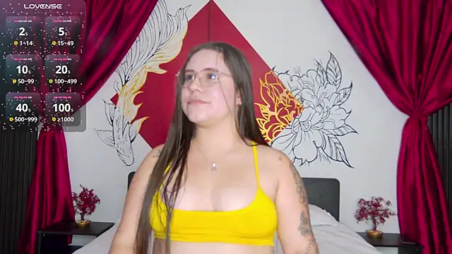 Lia Avalon online show from 10, 6, 2026