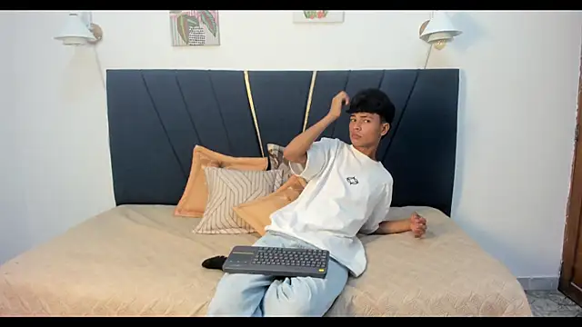 Snapshot of jacob_cum23 chatting on 30, 6, 2026 jacob cum23 online show from 30, 6, 2026