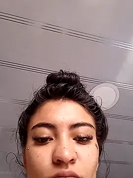 Snapshot of Perla-stone1 chatting on 14, 6, 2026 Perla-stone1 online show from 14, 6, 2026