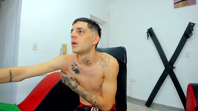 boy max latin online show from 7, 6, 2026