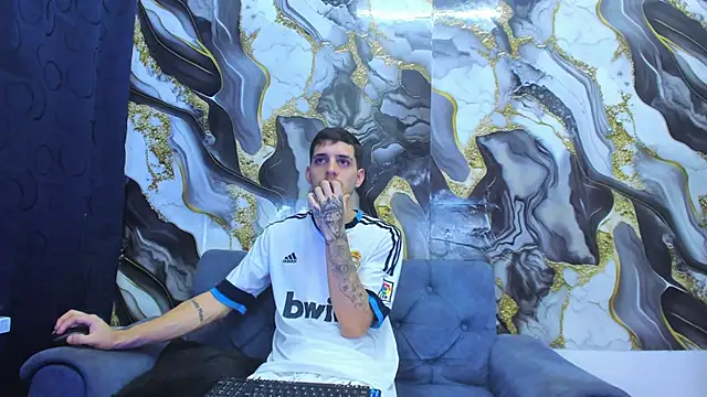 boy max latin online show from 20, 6, 2026