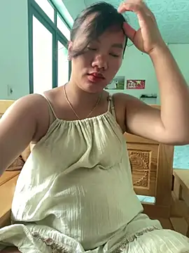 Snapshot of Suki-love chatting on 10, 7, 2026 Suki-love online show from 10, 7, 2026