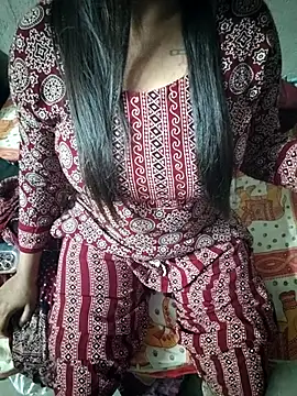Snapshot of radhikagupta345 chatting on 29, 5, 2026 radhikagupta345 online show from 29, 5, 2026