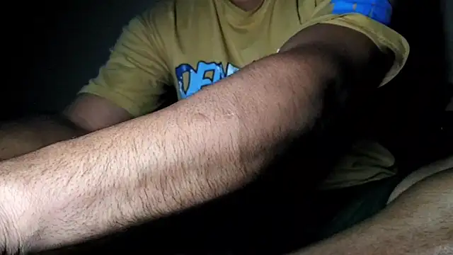 Snapshot of psexplr chatting on 17, 11, 2025 psexplr online show from 17, 11, 2025