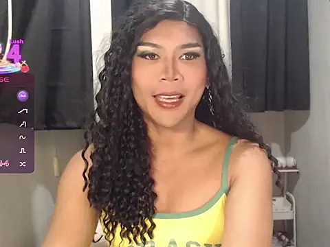 Snapshot of BeatrixGray02 chatting on 21, 5, 2026 BeatrixGray02 online show from 21, 5, 2026