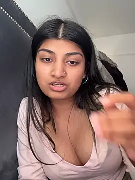 Snapshot of naughtywhisper784 chatting on 2, 7, 2026 naughtywhisper784 online show from 2, 7, 2026