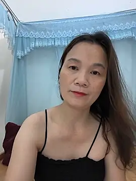 Snapshot of Lye_lovely chatting on 8, 6, 2026 Lye lovely online show from 8, 6, 2026