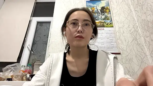 VickieTrudo online show from 29, 5, 2026