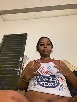 jhenannyy online show from 22, 6, 2026