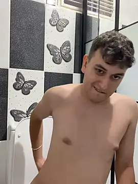 imjustaboyy1 online show from 30, 6, 2026