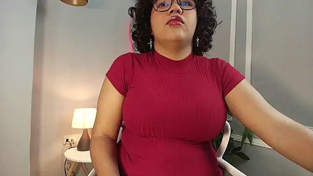 Snapshot of Kristal_donne chatting on 8, 6, 2026 Kristal donne online show from 8, 6, 2026