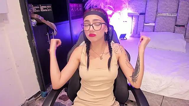 Snapshot of Nezukoo_1 chatting on 11, 6, 2026 Nezukoo 1 online show from 11, 6, 2026