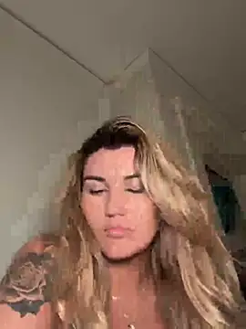 thebeachyblonde online show from 14, 7, 2026