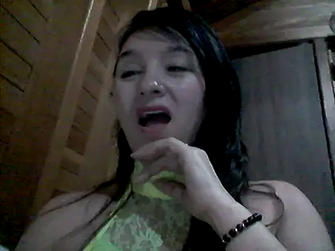 Snapshot of Anlly_garcia002 chatting on 25, 6, 2026 Anlly garcia002 online show from 25, 6, 2026