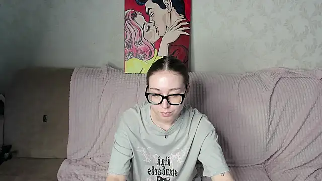  kitti meow  online show from 24, 6, 2026