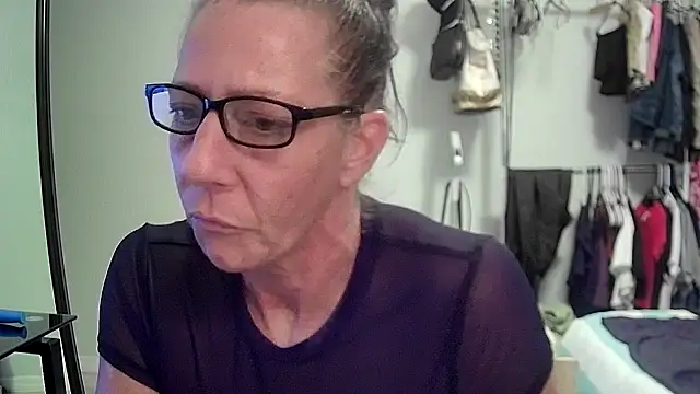 Quartz1Champagne online show from 20, 6, 2026