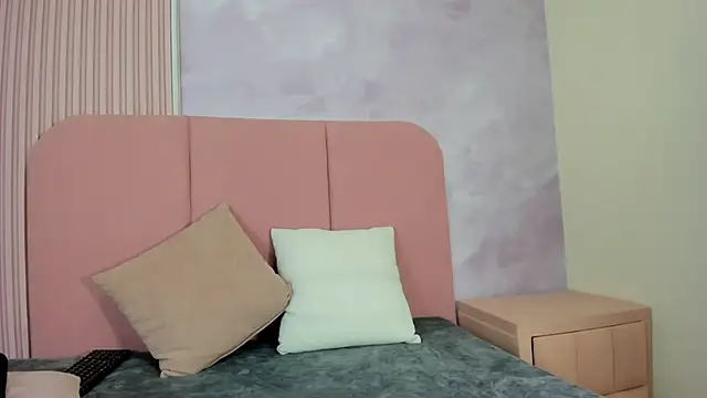 Snapshot of Rosa_Aura chatting on 17, 6, 2026 Rosa Aura online show from 17, 6, 2026