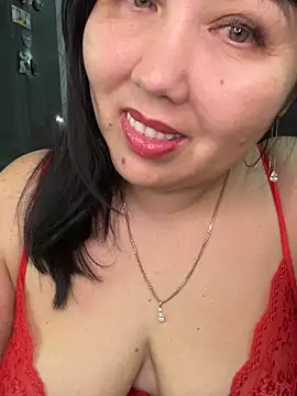 Snapshot of Love__beby chatting on 4, 6, 2026 Love beby online show from 4, 6, 2026