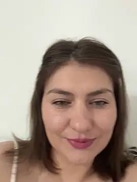 babyella13 online show from 13, 7, 2026