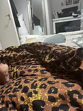 naughtygirl6989 online show from 16, 7, 2026