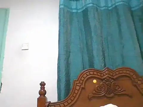 Snapshot of peacechloe chatting on 17, 6, 2026 peacechloe online show from 17, 6, 2026
