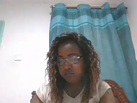 Snapshot of peacechloe chatting on 25, 6, 2026 peacechloe online show from 25, 6, 2026