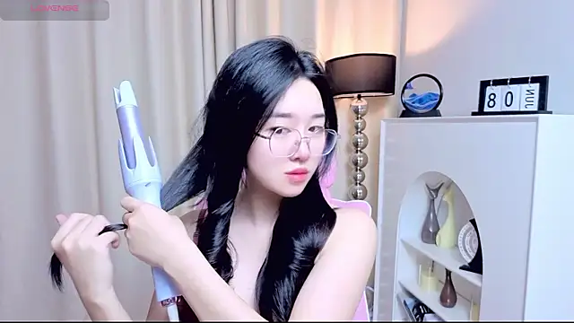 Snapshot of miuu6868 chatting on 9, 6, 2026 miuu6868 online show from 9, 6, 2026